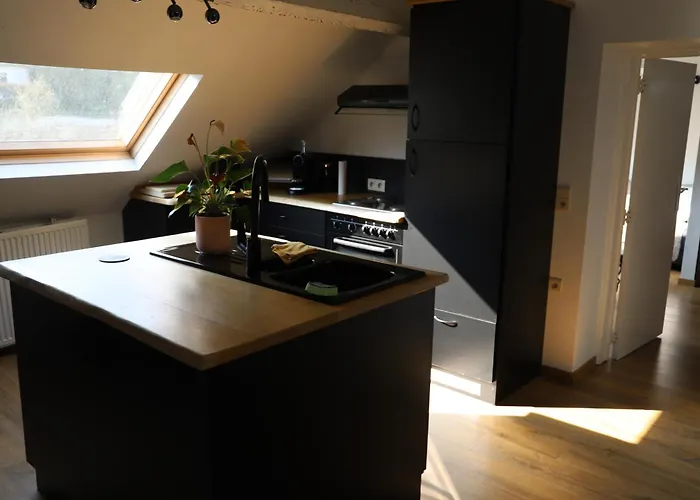 Pause-toit, Le De Mozet. Apartment